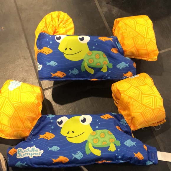 Puddle jumper - Picture 3 of 3